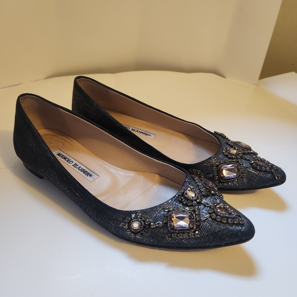 Manolo Blahnik flats size 8(38) in GUC - Picture 1 of 12